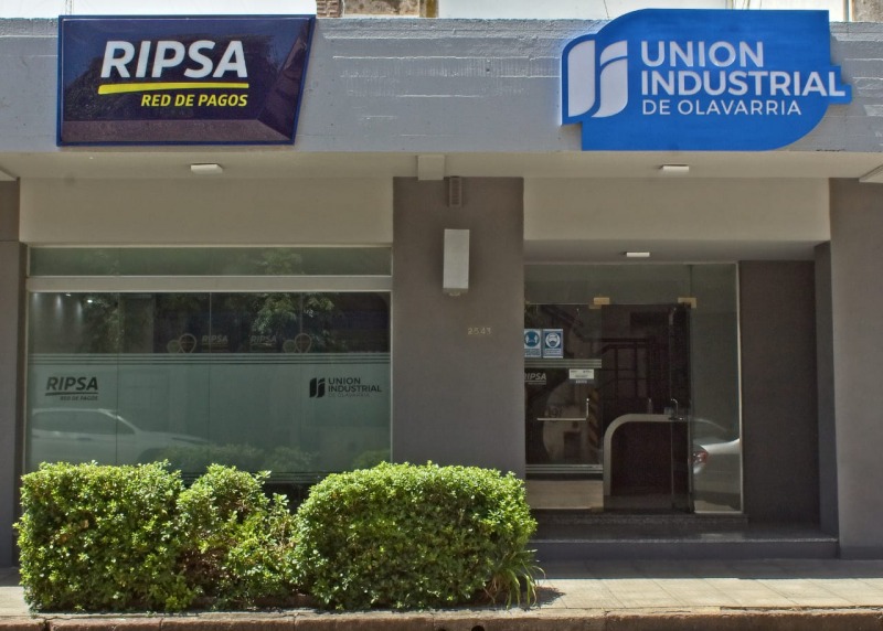 Ripsa en la UIO: la ventaja de pagar todo en una nica ventanilla